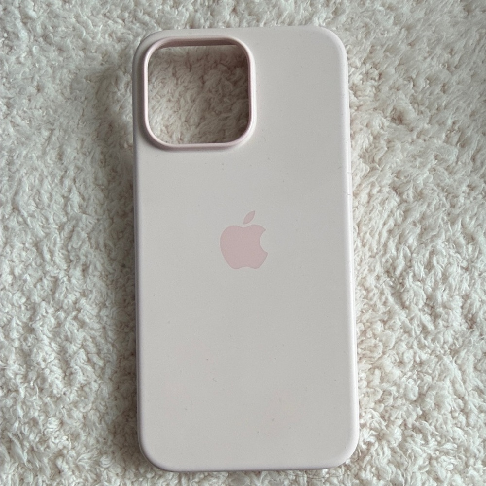 Apple Pink Silicone iPhone 15 Pro Max Case - Slim Protective Cover